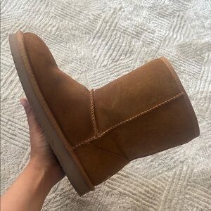 Women’s Koolaburra UGG Winter Boots